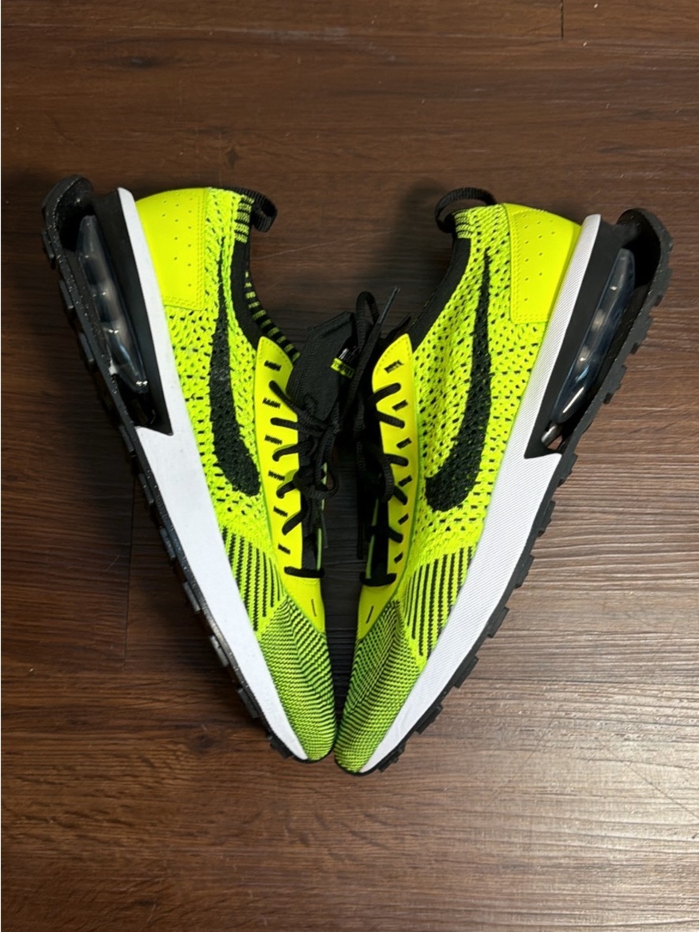 Nike Air Max Flyknit Racer Sneakers
